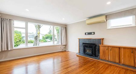 81 OWEN STREET - Photo 2