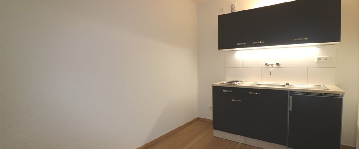 Charmantes 1-Zimmer-Mansarden-Apartment – Gepflegt, renoviert und ideal geschnitten! - Photo 1