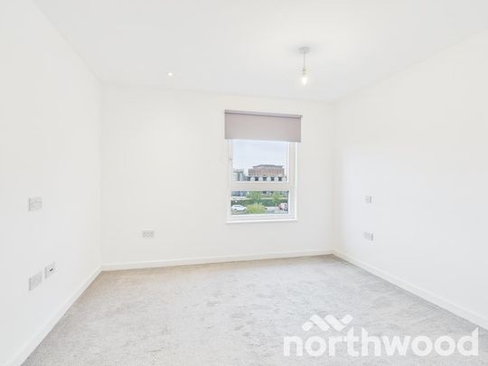 2 bedroom flat to rent - Photo 1