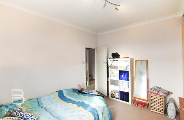 4 bedroom terraced house to rent - Photo 1