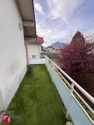 Location appartement récent 2 pièces 42.89 m² à Scionzier (74950) 5 - Photo 1