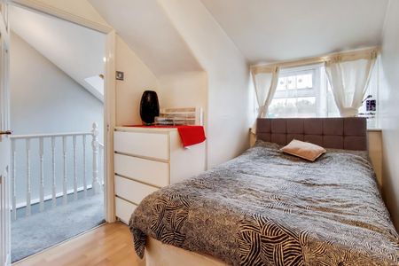 2 Bedroom Flat To Let - Photo 4