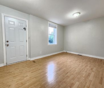 262 Carillon Street - 1 - Photo 3