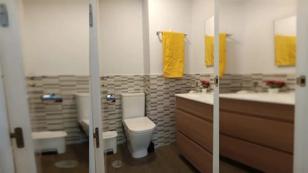 Room in a shared 4-bedroom apartment for rent in Pilar, all bills included, professionals and students only - Photo 3