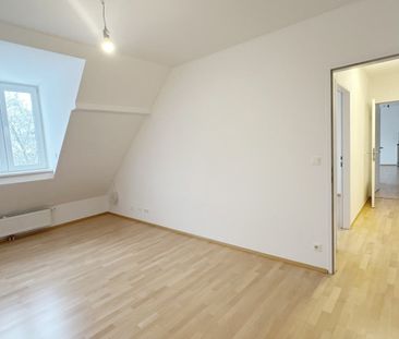 Wohnen im Zentrum von Baden: DG-Wohnung mit Balkon und Stellplatz i... - Photo 1