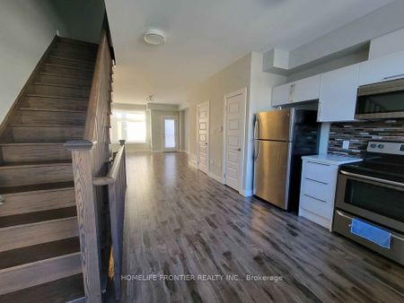 For Lease - 540 Essa Road Unit# 3 Upper, Barrie, Ontario - Photo 2
