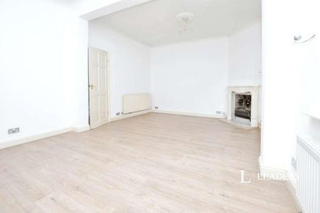 Meida Flores, Lucas Road, Colchester, Essex, CO2 - Photo 4