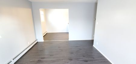 Modern 2 Bedroom Suite in Sylvan Lake - Photo 5