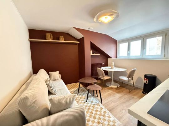 APPARTEMENT TYPE 3 MEUBLE - SECTEUR BARBATRE / ST REMI - Photo 1