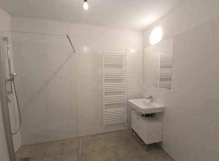 Neuwertige - geförderte 2 Zimmer Wohnung mit Balkon in zentraler Lage - Idlhofgasse 70 - Top 32 - Foto 5