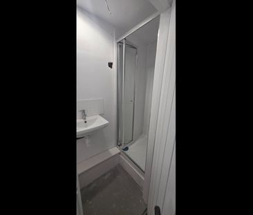 Room in a Shared House, Fairmead Gardens, IG4 - Photo 1