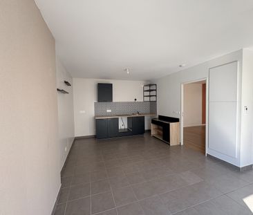 Location Appartement 2 pièces 42m² VILLEURBANNE 69100 - Photo 5