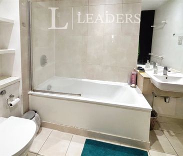 apartment to rent The Belvedere, Homerton Street, Cambridge, CB2 - Photo 4