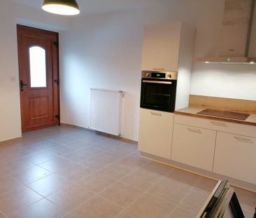 Location Appartement 3 pièces 106m² - Photo 2
