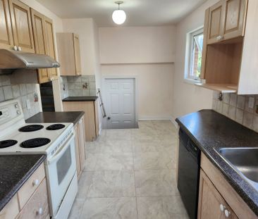 For Lease - 3334 Tallmast Crescent, Mississauga, Ontario - Photo 1