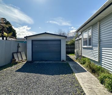 4 Bedroom Home in Trentham - Photo 2