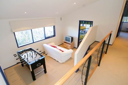 15 Lydgate Street, Blairgowrie. - Photo 3