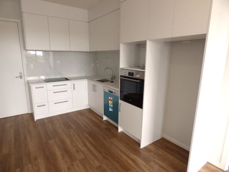 Best Apartment - Photo 2