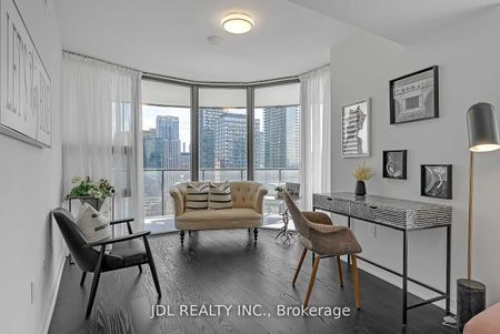For Lease - 11 Wellesley Street Unit# 2105, Toronto, Ontario - Photo 4