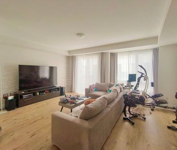 For Lease - 33 Thomas Armstrong Lane, Richmond Hill, Ontario - Photo 2