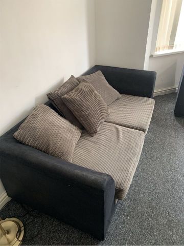 5 Bed Terraced House, Elleray Road, M6 - Photo 2