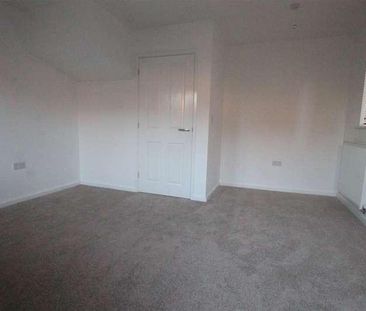 Markham Rise, Bedford, MK41 - Photo 2