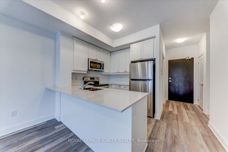 For Lease - 50 Lakebreeze Drive Unit# 124, Clarington, Ontario - Photo 3