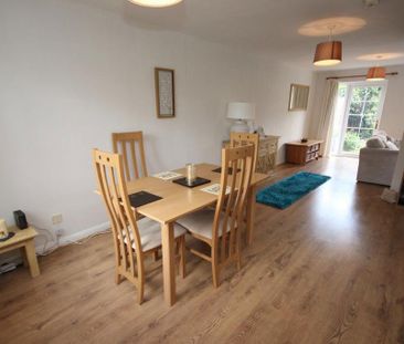 3 bedroom semi-detached house to rent - Photo 3