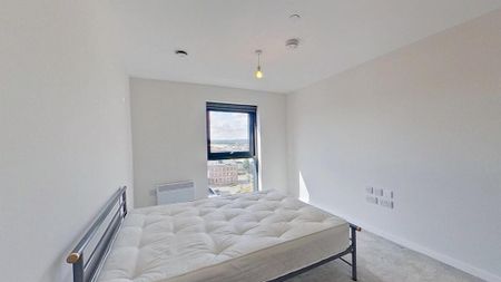 3 bedroom flat to rent - Photo 2