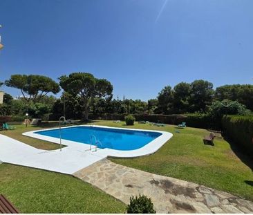 Alquiler de piso en Túnel Calahonda - Photo 1