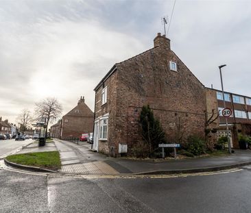 Main Street, Fulford, York - Photo 6