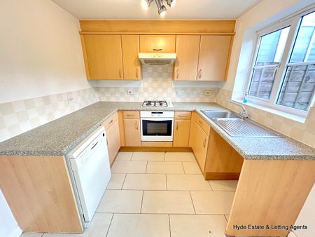 Greendale Drive, Radcliffe, Bury, M26 1UE - Photo 3