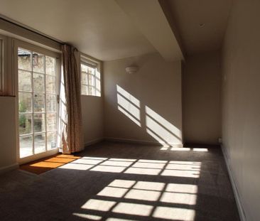 3 bedroom detached house to rent - Photo 2
