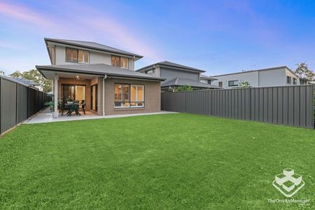 Modern two storey home in Coopers Plains - Photo 4