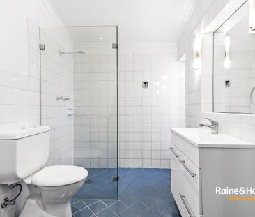 Stylishly renovated house in the heart of Erskineville - Photo 6