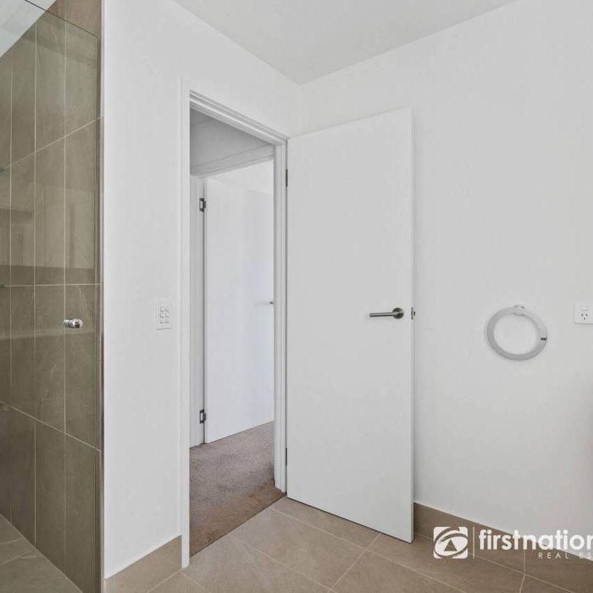 Modern Luxury and Inviting Comfort - Photo 1