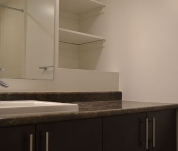 For Lease - 241 Overberg Way, Kanata, Ontario - Photo 3