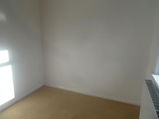 2 bedroom bungalow to rent - Photo 1