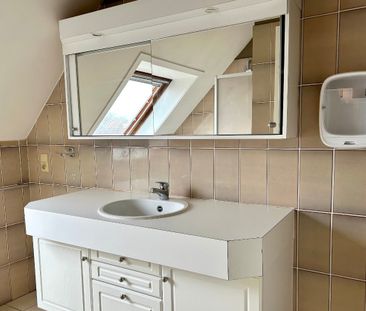 Gezellig Duplexappartement met garagebox in centrum Zulte - Photo 4