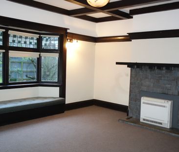 4-5 Bedrooms - Character and Space - Christchurch Girls' & Boys' Zone - Photo 1