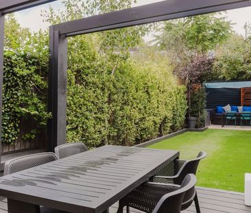 2 Bed Terraced House, Henley Drive, SE1 - Photo 3