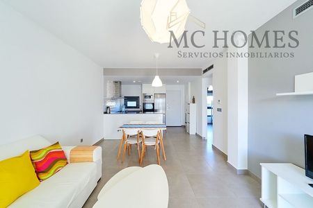 Alquiler de piso en Avenida Monte de lo - Photo 2