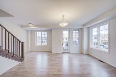 For Lease - 118 Azure Drive, Markham, Ontario - Photo 2