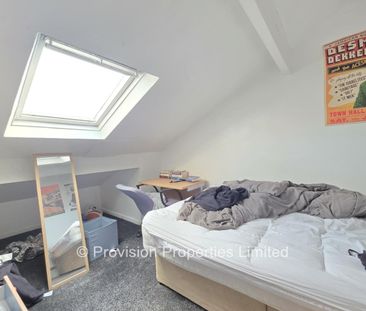 6 Bedroom Student Properties Hyde Park - Photo 6