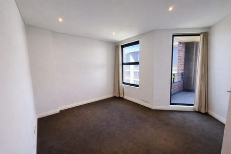 Rare and Oversized Two Bedroom Apartment - Photo 2
