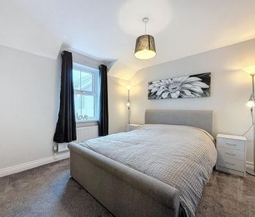 3 bedroom terraced house to rent - Photo 6