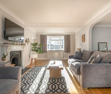 4 bedroom detached house to rent - Photo 4