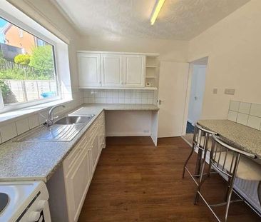 Pinewood Drive, Scarborough, YO12 - Photo 5