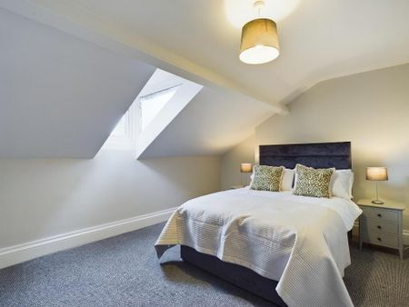 Apt 1, 340 Newtownards Road, Belfast, BT4 1HE - Photo 4