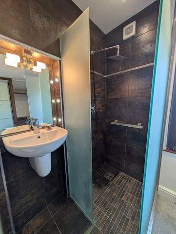 1 bedroom house to rent - Photo 2